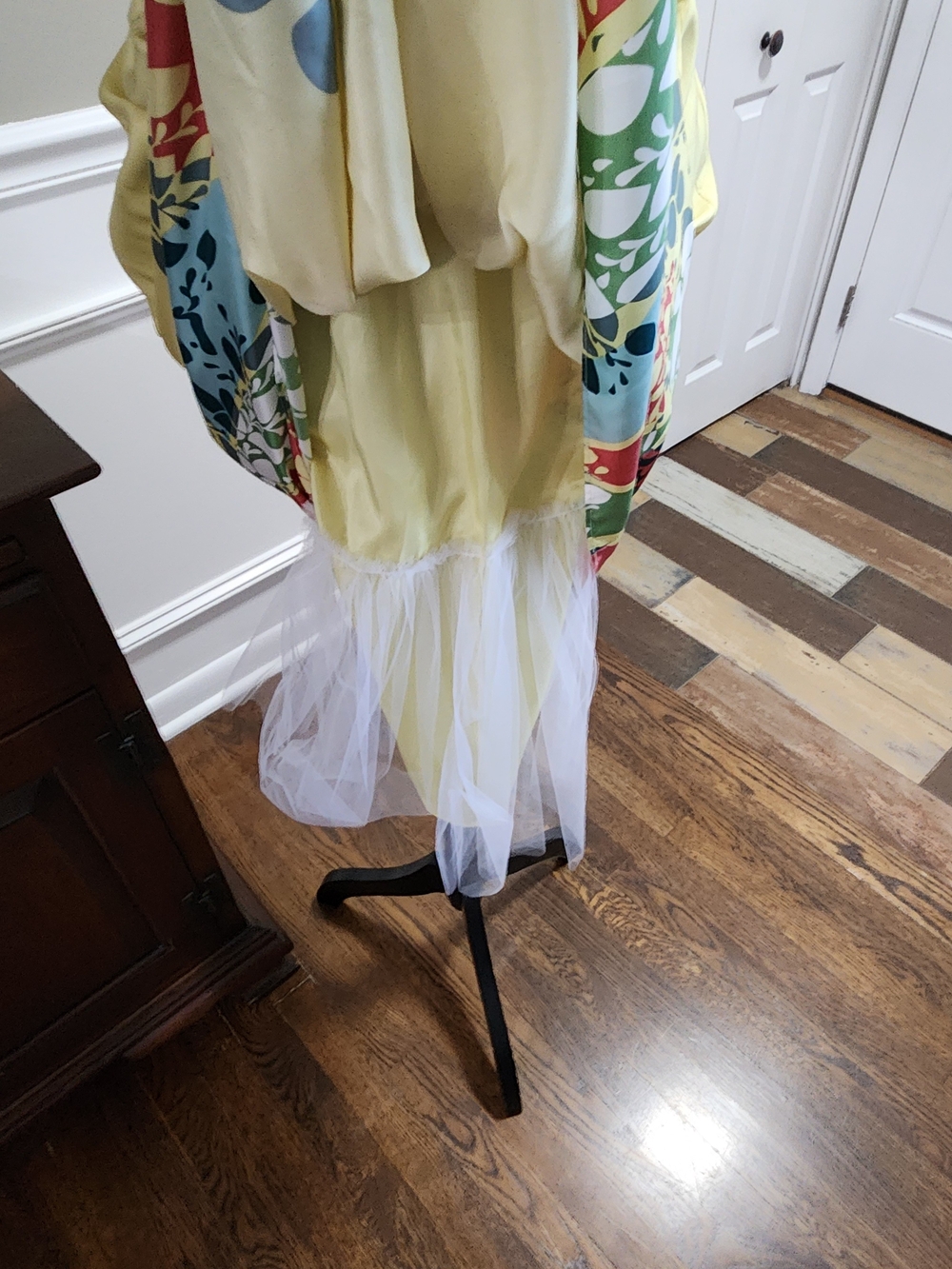 Max & Cleo Halter Floral Fit-and-Flare Sundress in Yellow and Coral Size 10 - Picture 2 of 4
